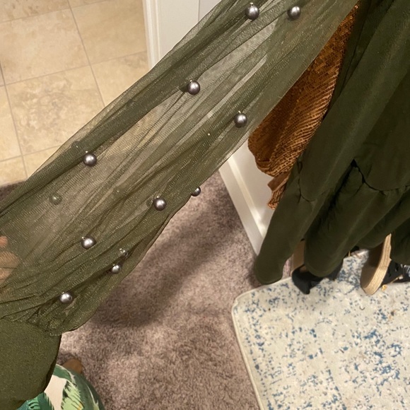 Army green pearl classy dress with belt - Picture 3 of 3